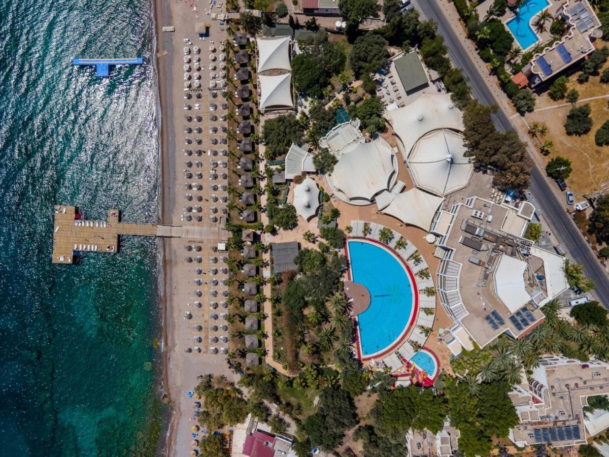 Latanya Park Resort Yaliciftlik Luaran gambar